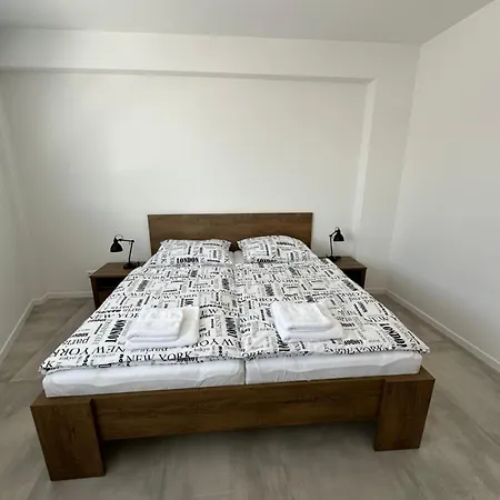 2-Izbovy Apartman Valmar V Centre Piestan Piest'any Exterior photo