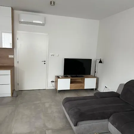 2-Izbovy Apartman Valmar V Centre Piestan Piest'any Exterior photo