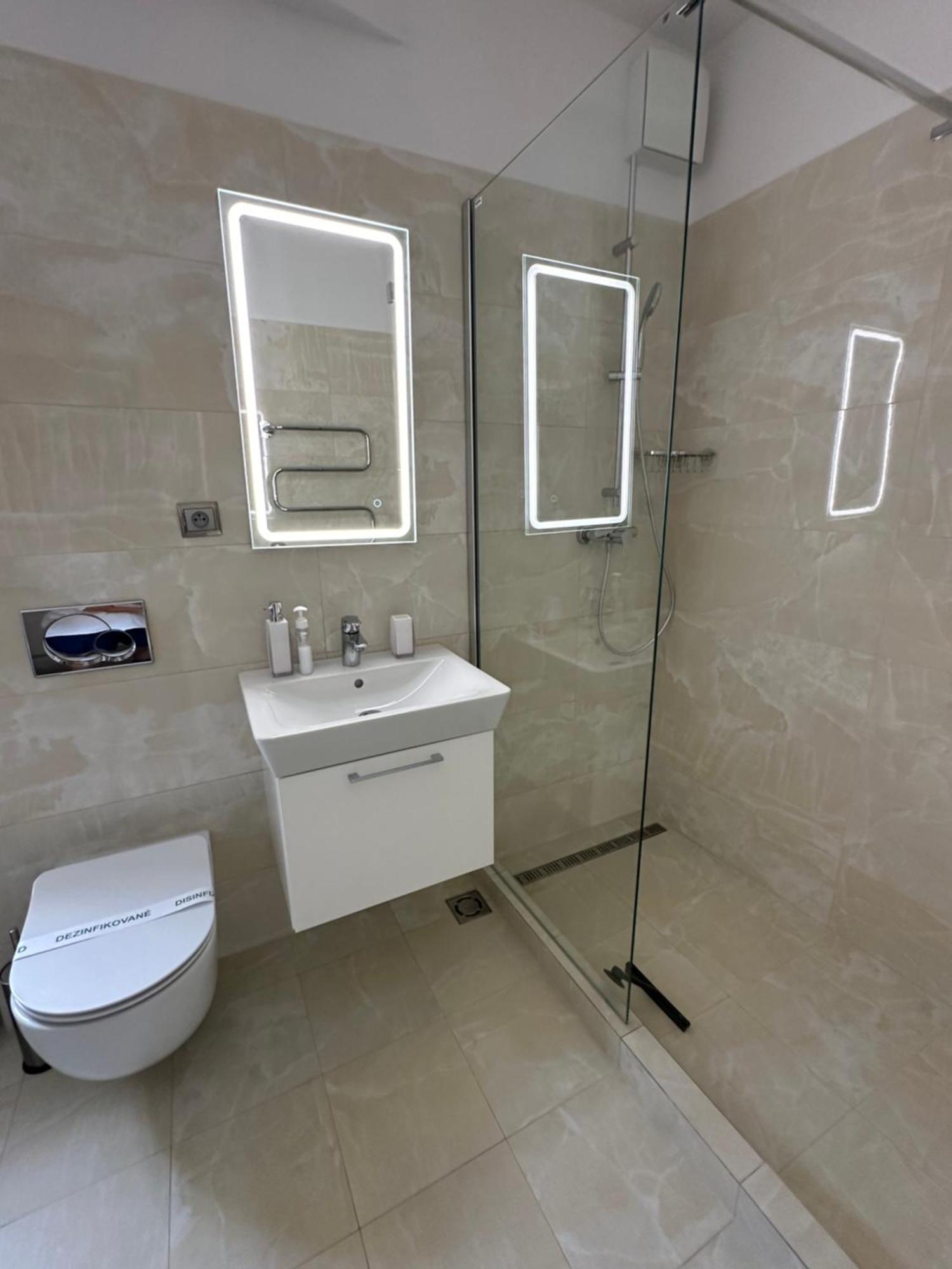 Apartment 2-izbovy Valmar V Centre Piestan Piest'any